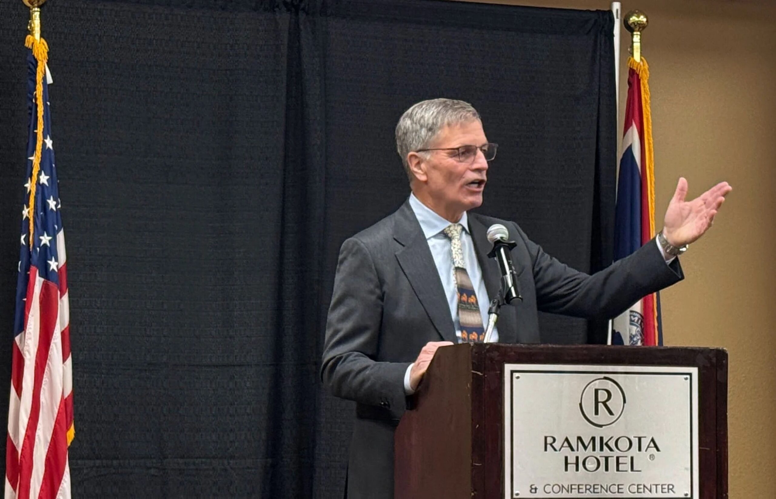 As colleagues declare candidacies, Gordon say he’s focused on budget, not 2026 election